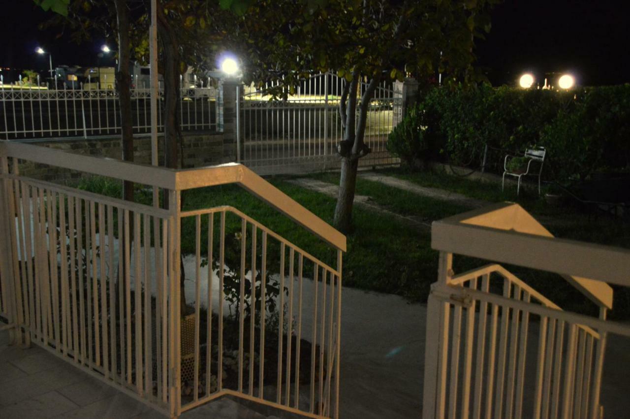 Antony Apartments Nea Plagia Zewnętrze zdjęcie